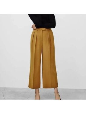 Babaton Women's Tailored Fit Wide Leg Eckhardt Pant Pleated Mustard Yellow SZ 6